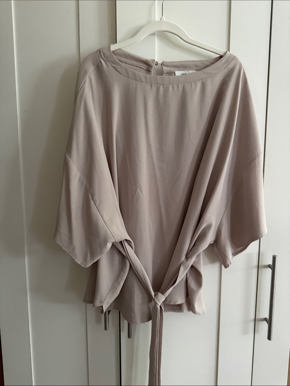 Cathy Jean Dusty Taupe Tie-Front Blouson Top